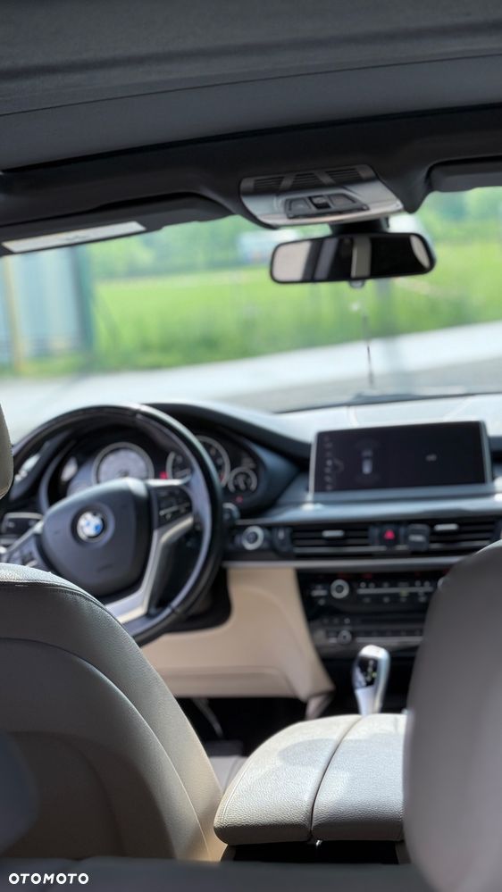 BMW X5 xDrive35i - 8