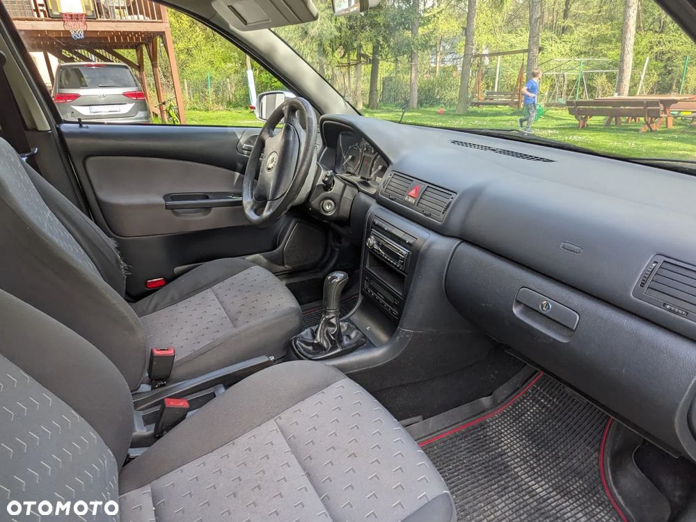 Skoda Octavia 1.9 TDI Tour - 2