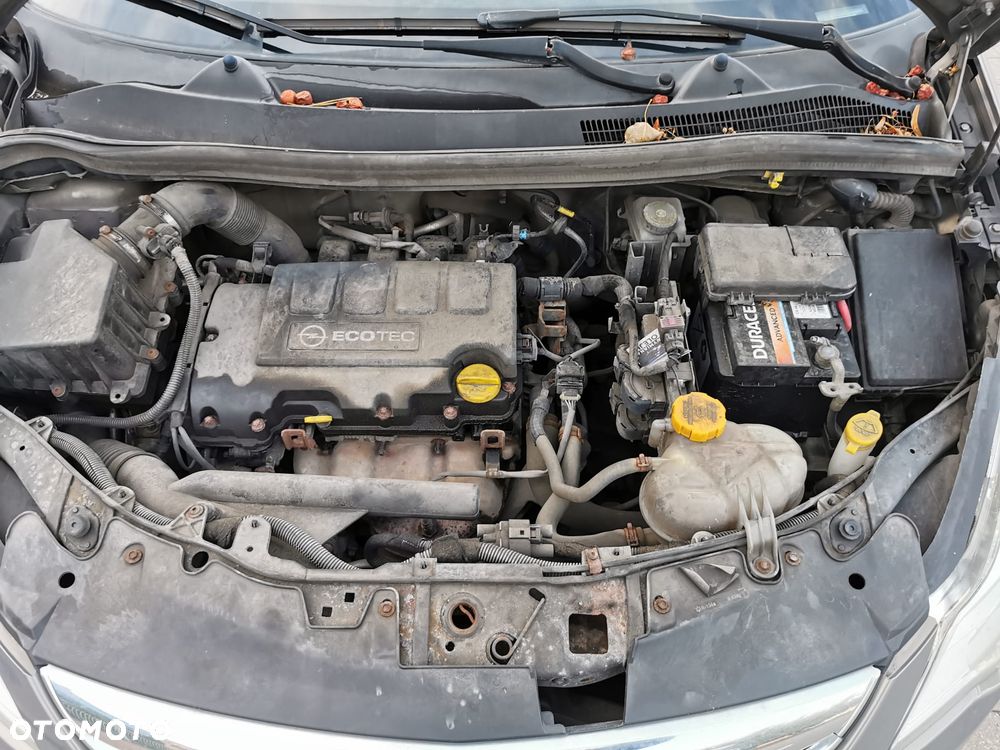 Opel Corsa 1.2 16V Enjoy - 8