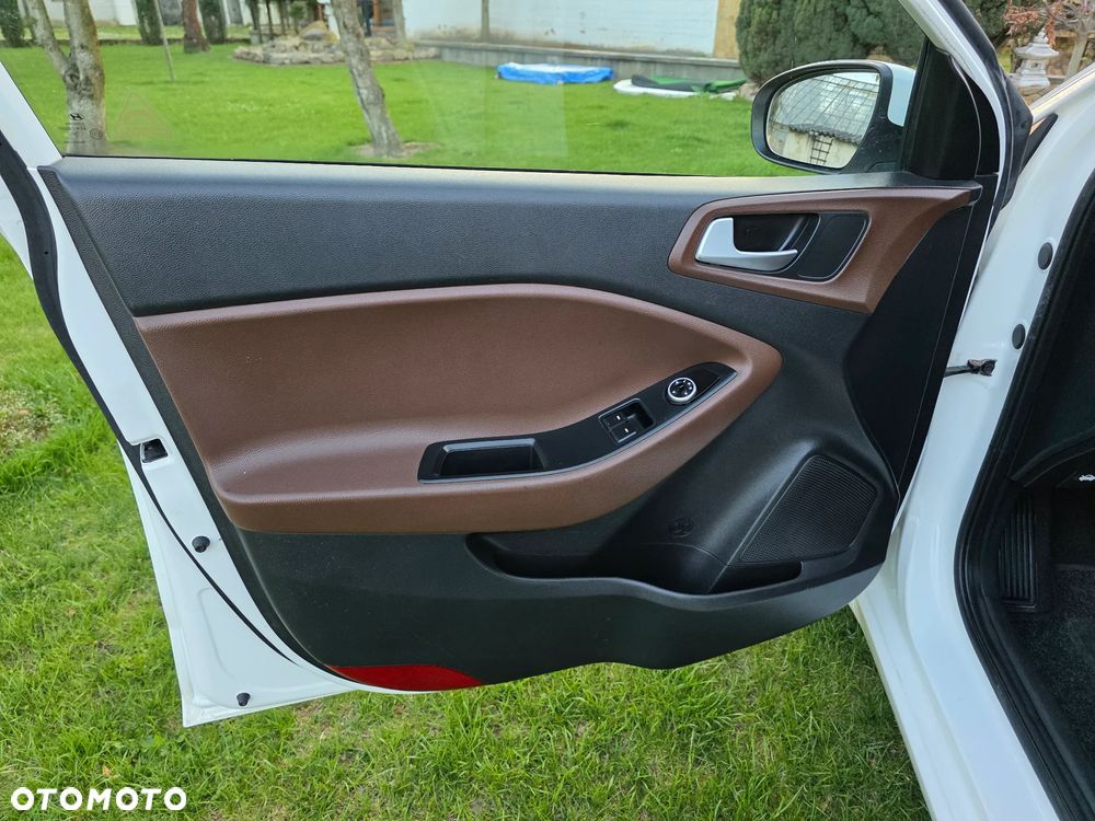 Hyundai i20 1.1 CRDi Classic + - 18