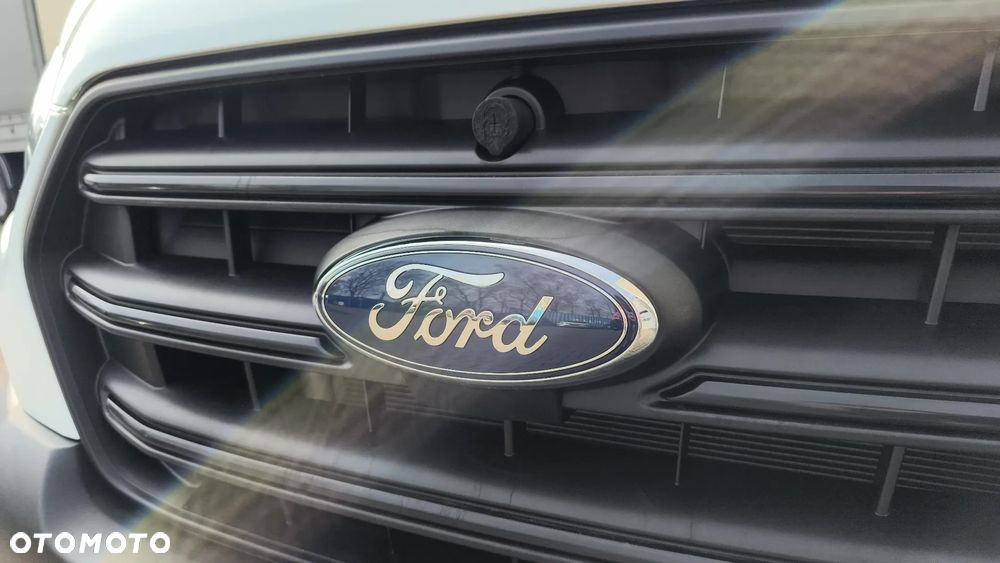 Ford Transit - 32