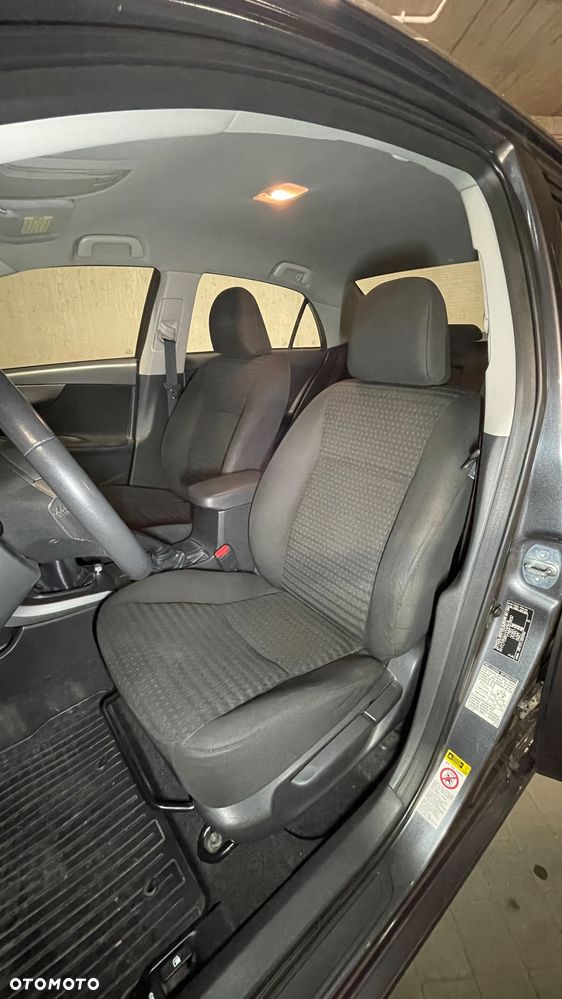 Toyota Corolla 1.6 Active - 8