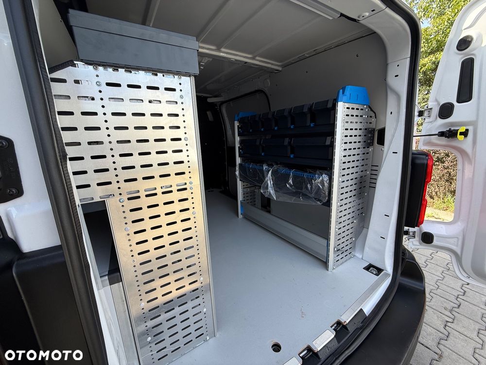 Opel VIVARO 2,0 CDTI 145KM AUTOMAT L2 ZABUDOWA WARSZTATOWA SORTIMO - 36