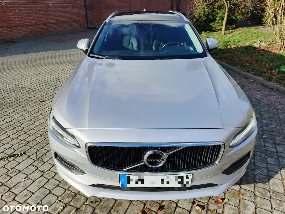 Volvo V90 D5 AWD Momentum - 36