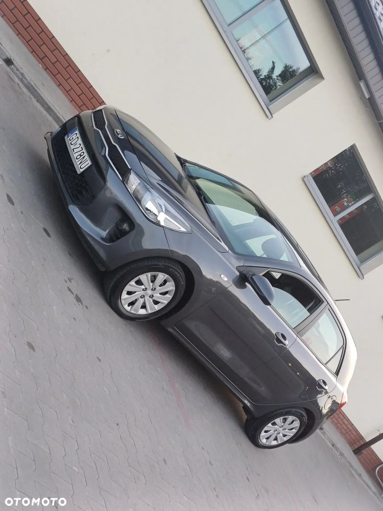 Kia Rio 1.2 Business Line - 21