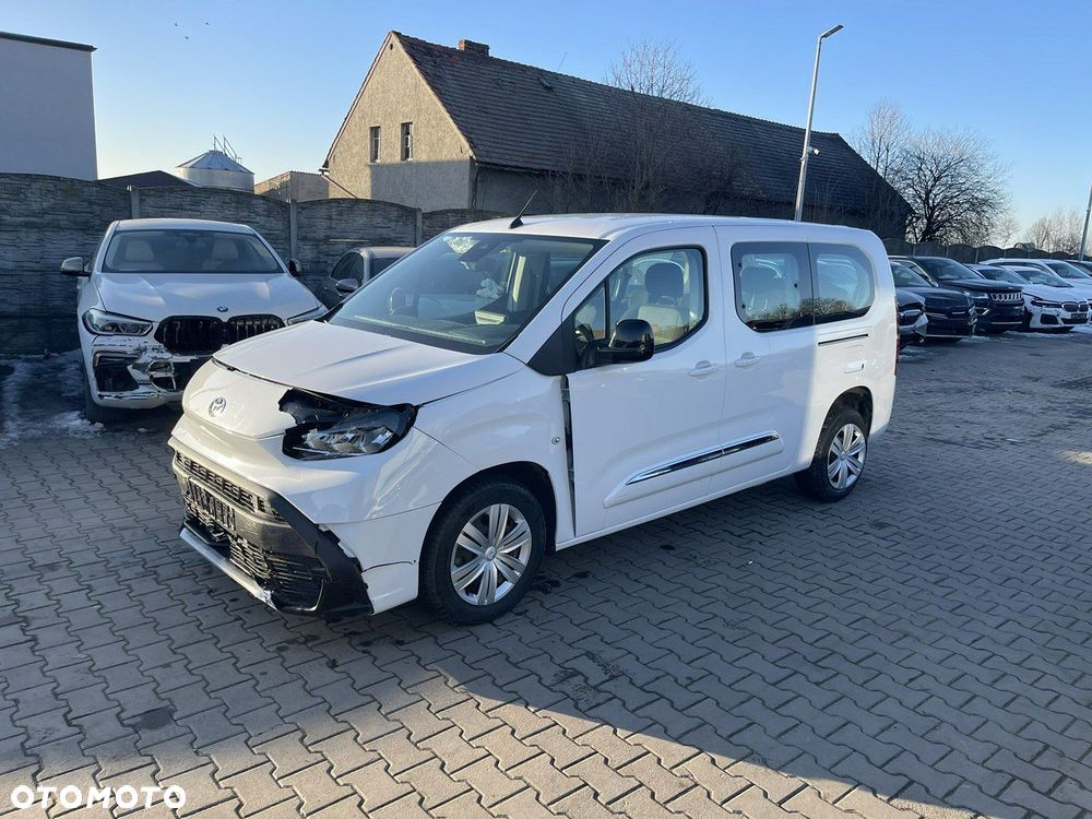 Toyota Proace City Verso 1.5 D-4D L2 Teamplayer 7-Sitzer - 4