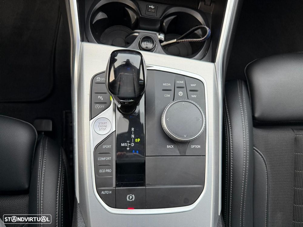 BMW 320 d Line Sport Auto - 23