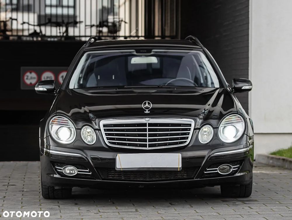 Mercedes-Benz Klasa E 320 CDI 4-Matic Avantgarde - 4