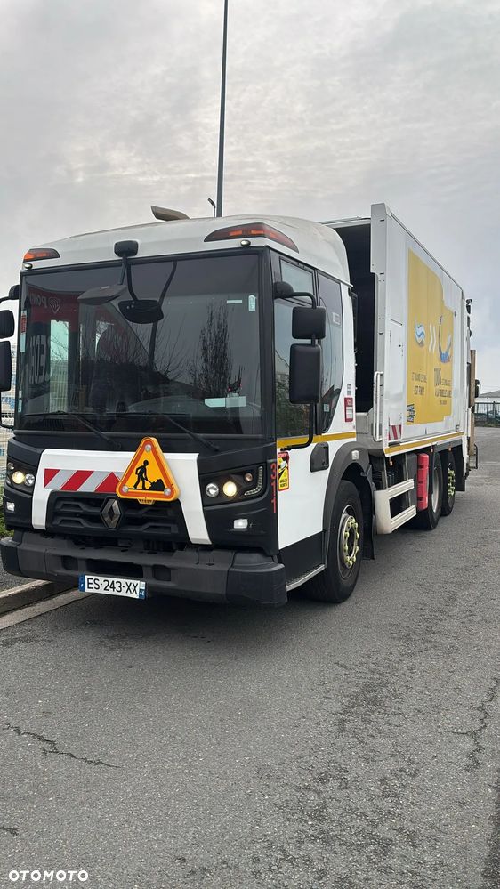 Renault D26 ŚMIECIARKA