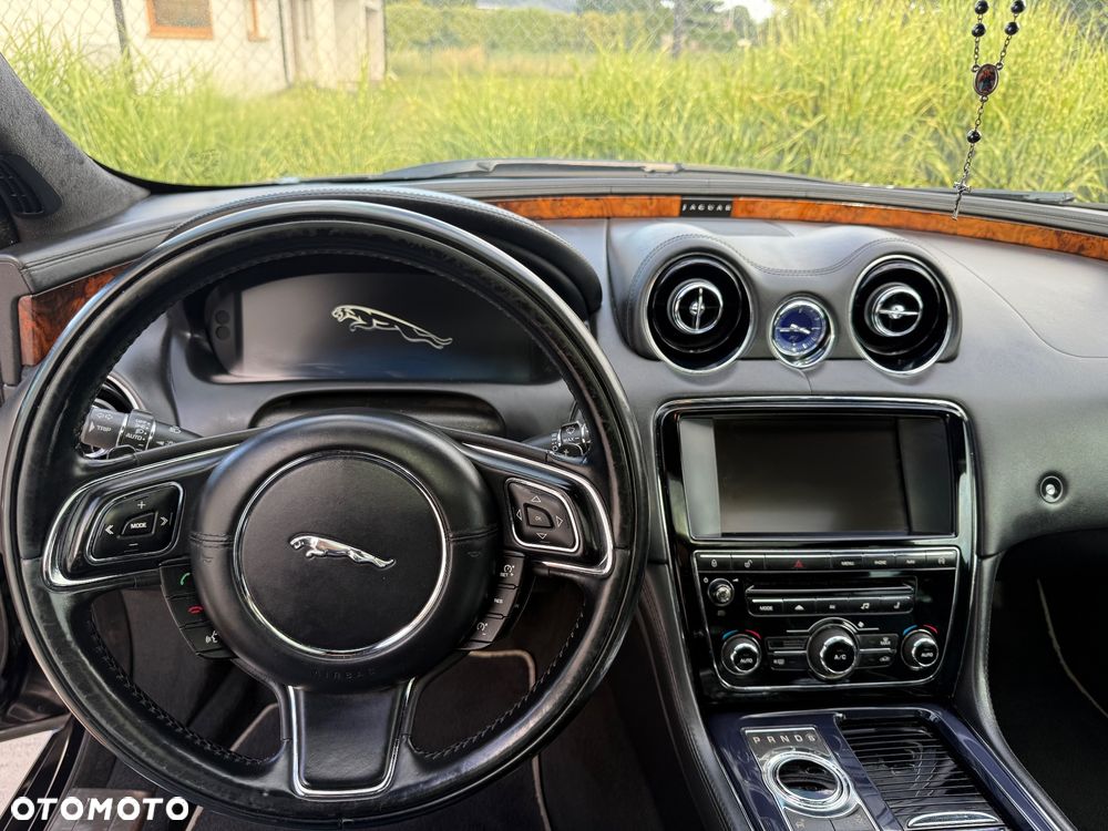 Jaguar XJ 3.0 V6 Kompressor Portfolio - 37