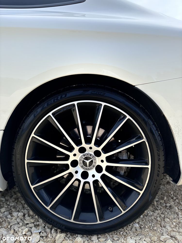 Mercedes-Benz Klasa C 300 4MATIC 9G-TRONIC - 10