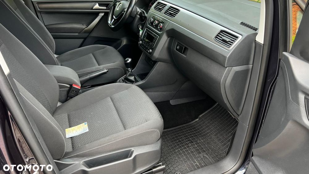 Volkswagen Caddy 2.0 TDI Highline - 28