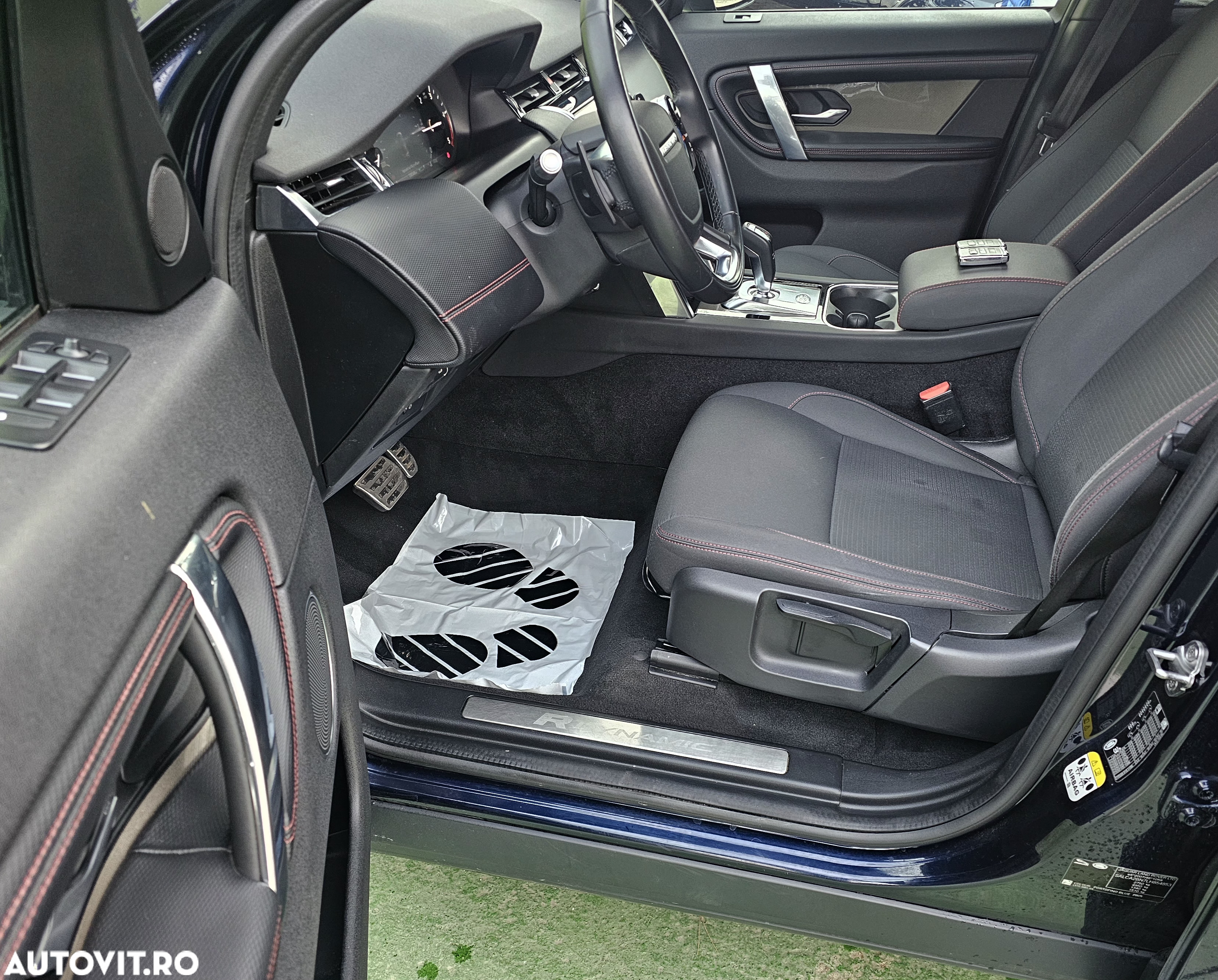 Land Rover Discovery Sport - 11