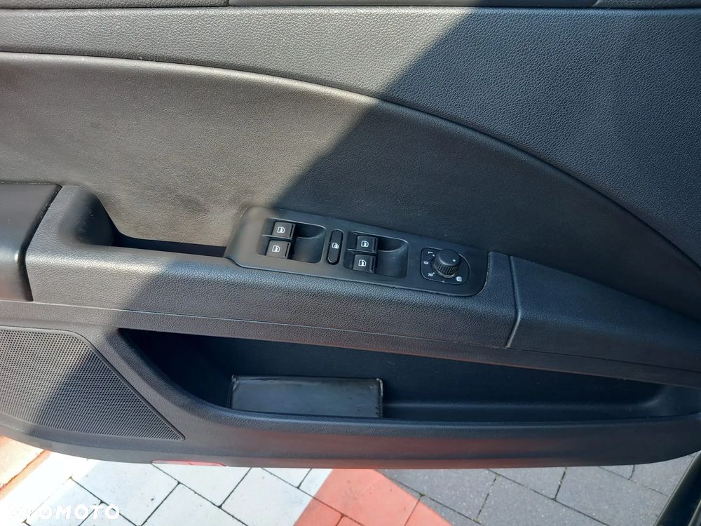 Skoda Superb 2.0 TDI DSG Ambition - 15