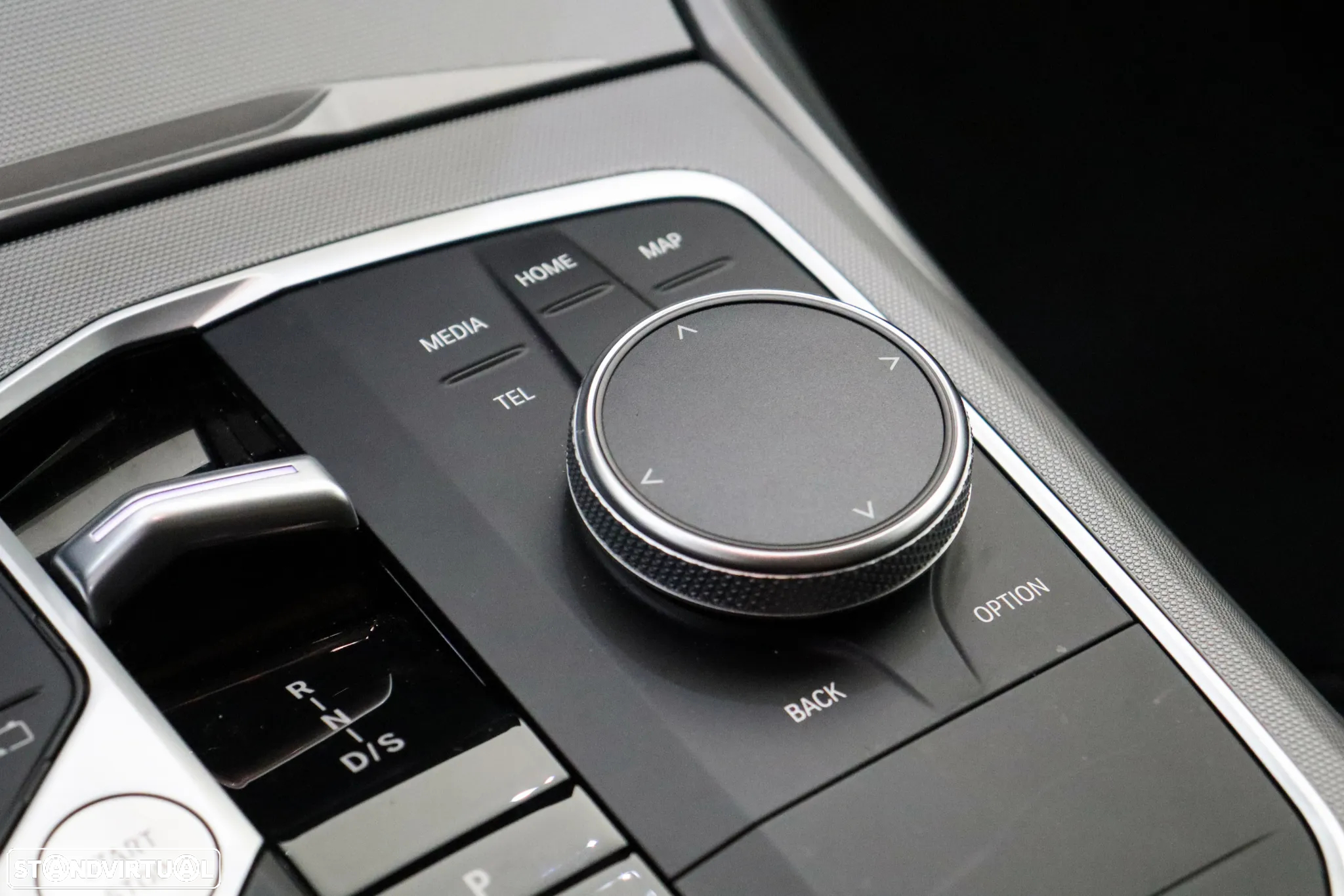 BMW 320 e Touring Auto - 24