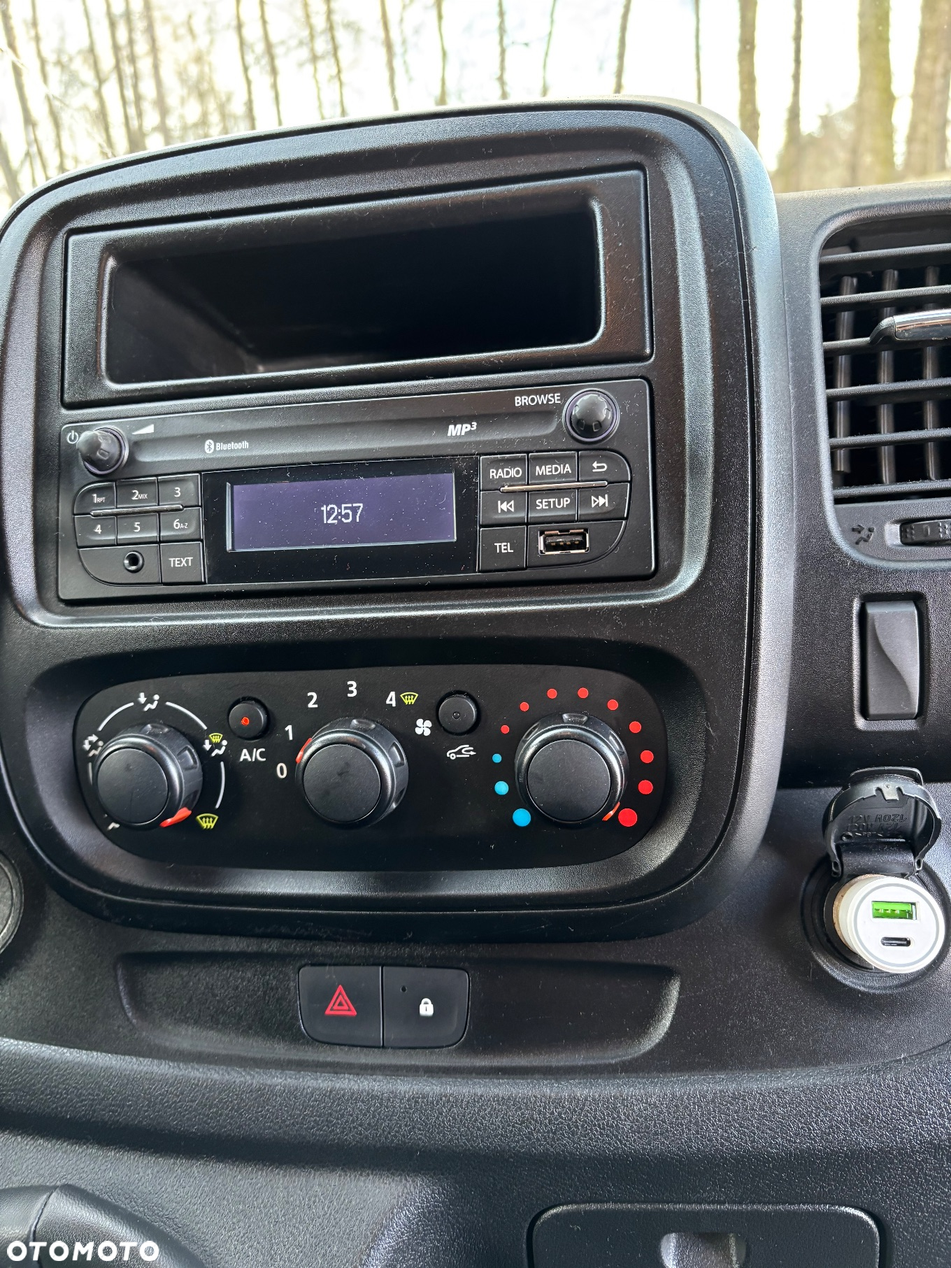 Renault Trafic - 11