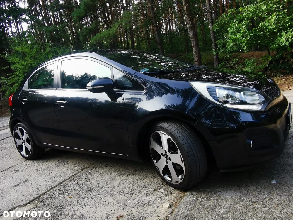 Kia Rio - 22
