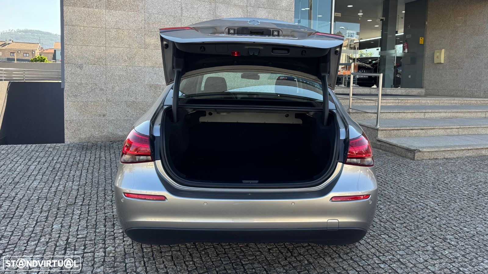 Mercedes-Benz A 180 Limousine d Style Aut. - 9