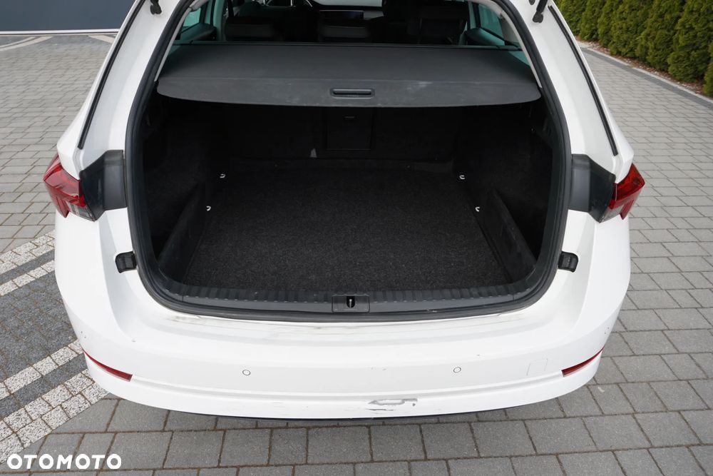 Skoda Octavia 1.5 TSI e-Tec Ambition DSG - 11