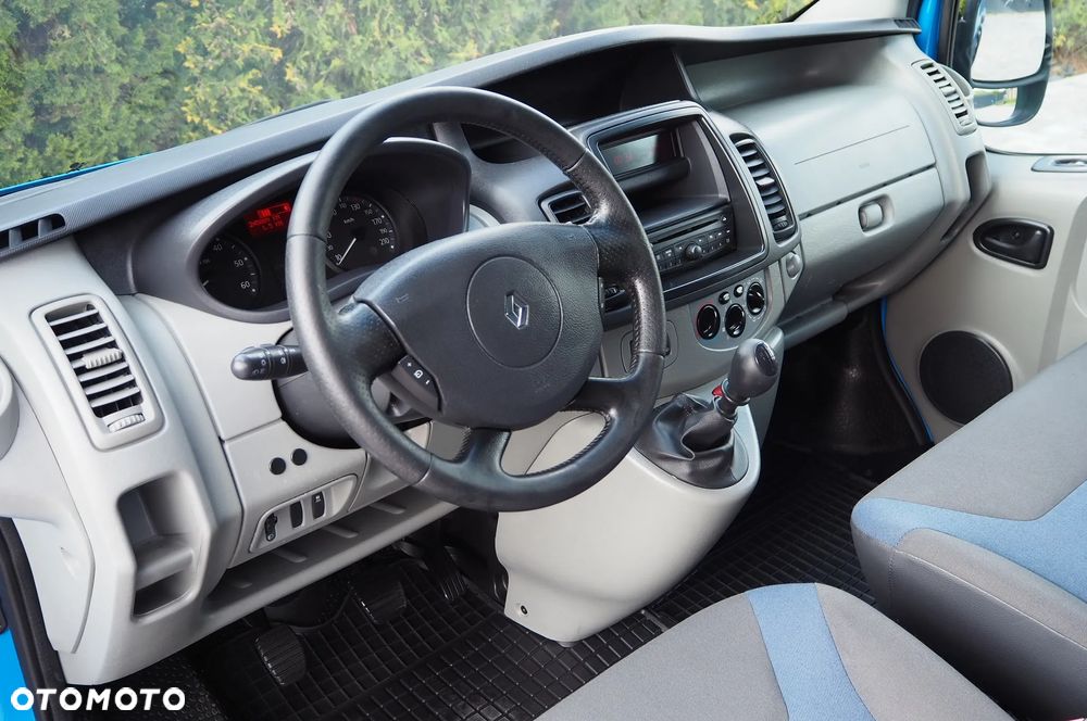 Renault TRAFIC - 26