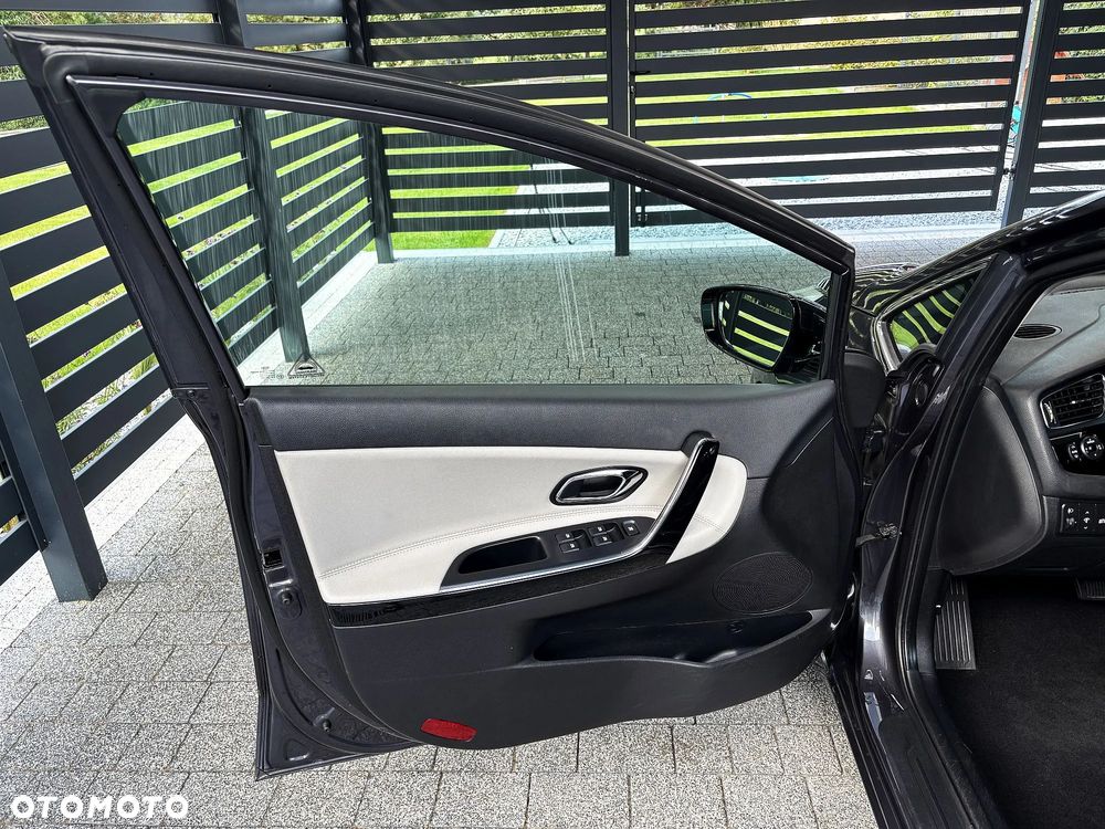 Kia Ceed 1.6 GDI DCT Vision - 15