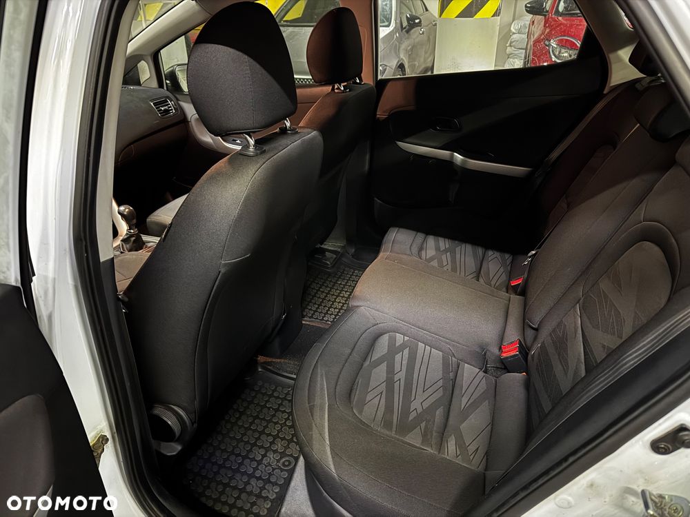 Kia Ceed 1.4 M - 12