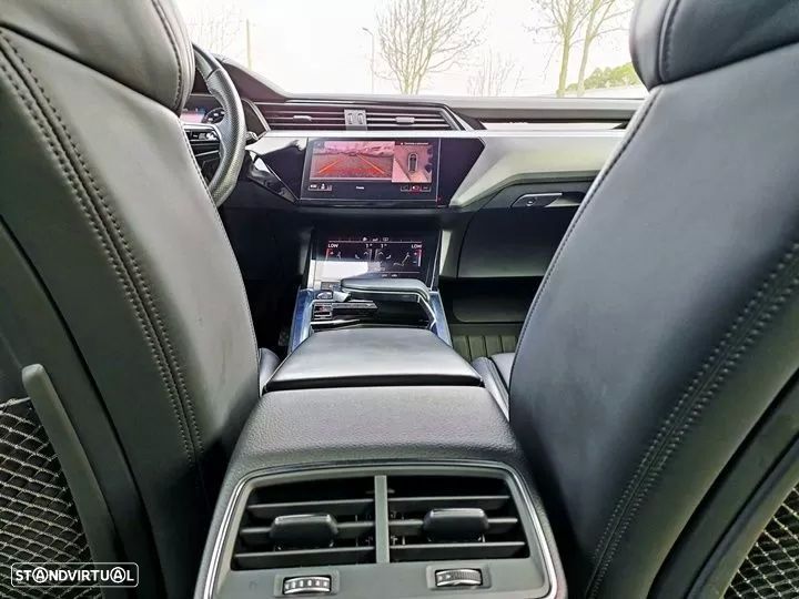 Audi e-tron 55 quattro S line - 20
