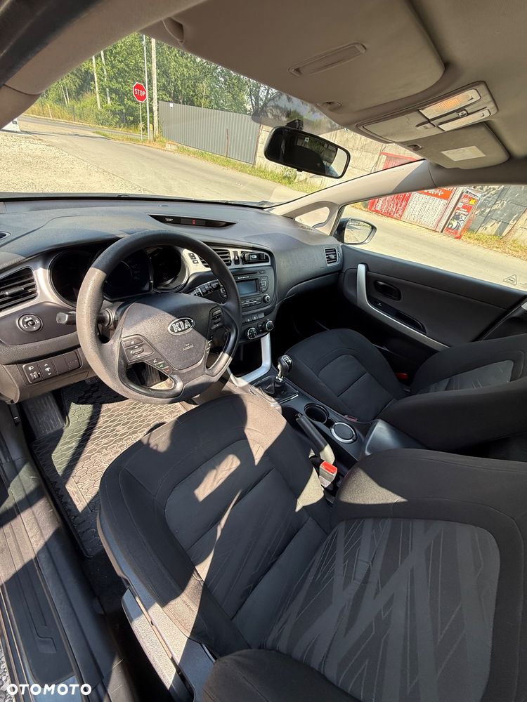 Kia Ceed 1.6 CRDi M - 3