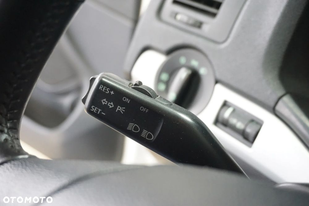 Skoda Octavia 1.9 TDI DSG Elegance - 34