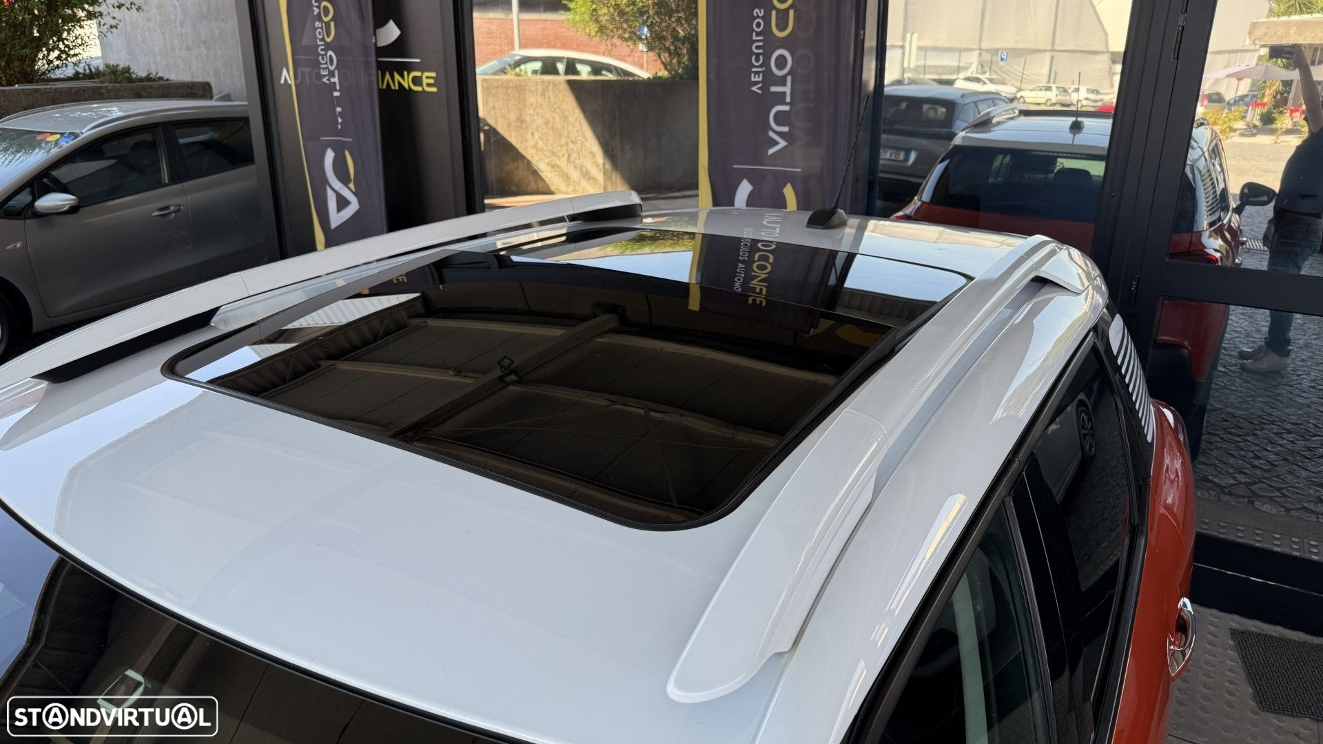 Citroën C3 Aircross 1.2 PureTech Shine - 16