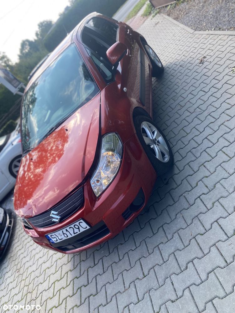 Suzuki SX4 1.6 GS / Premium - 8