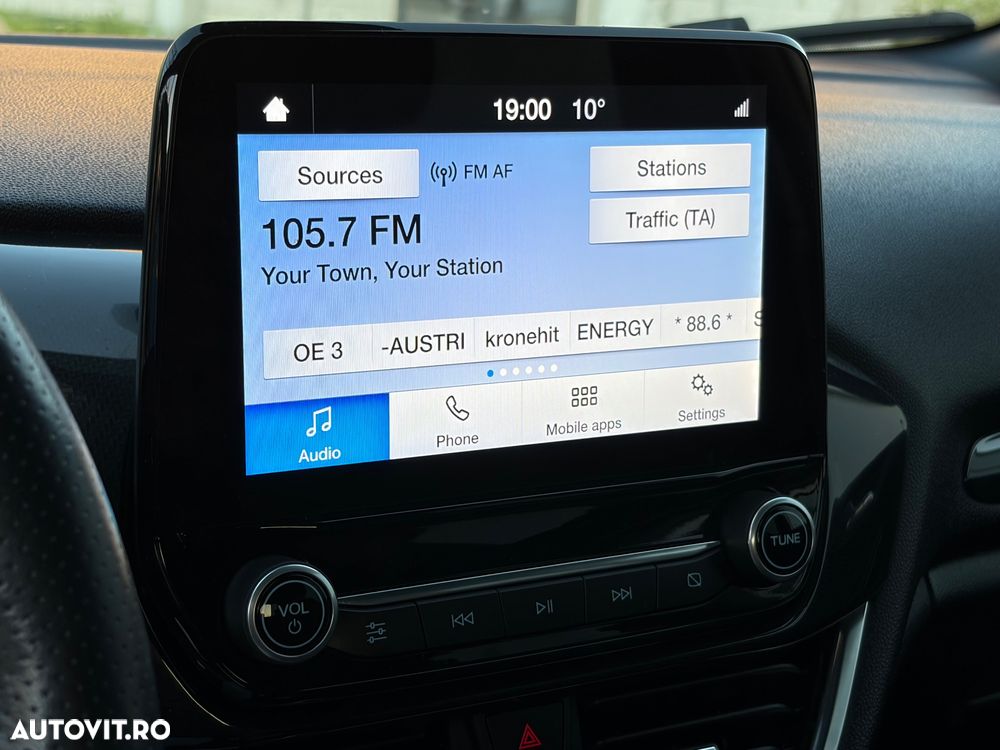 Ford Fiesta 1.1 S&S ST-LINE - 9