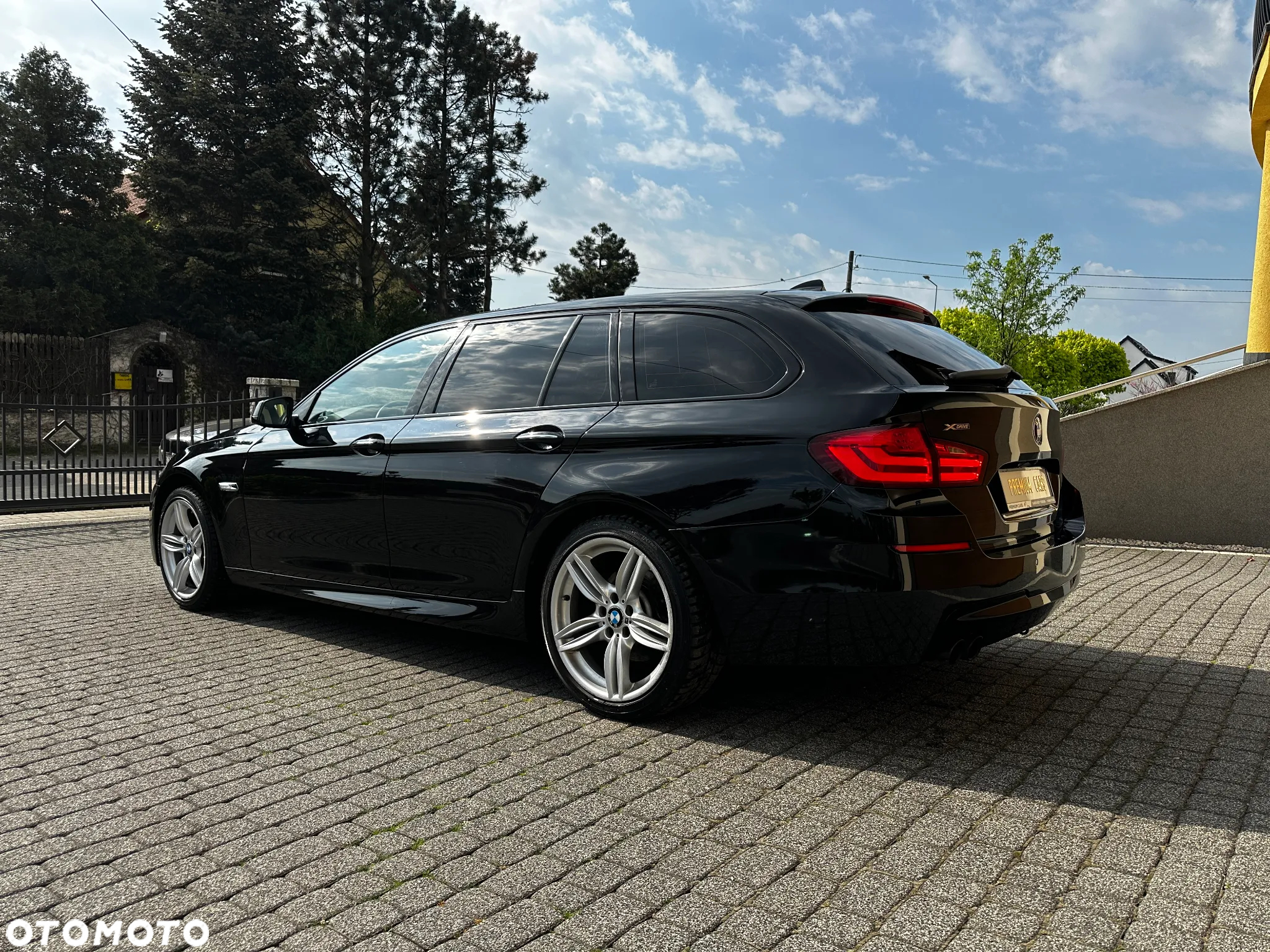 BMW Seria 5 525d xDrive Touring Sport-Aut - 4