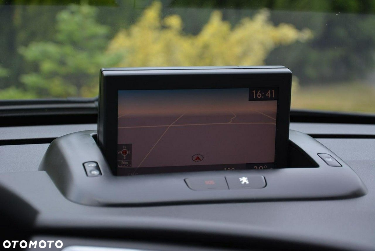 Peugeot 3008 2.0 HDi Allure - 24