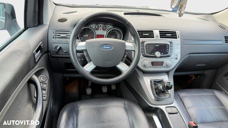 Ford Kuga 2.0 TDCi 4x4 Titanium - 8