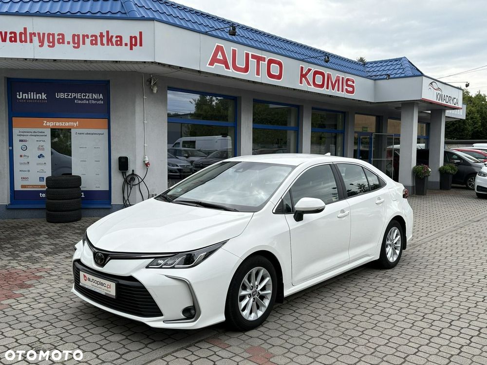 Toyota Corolla - 1