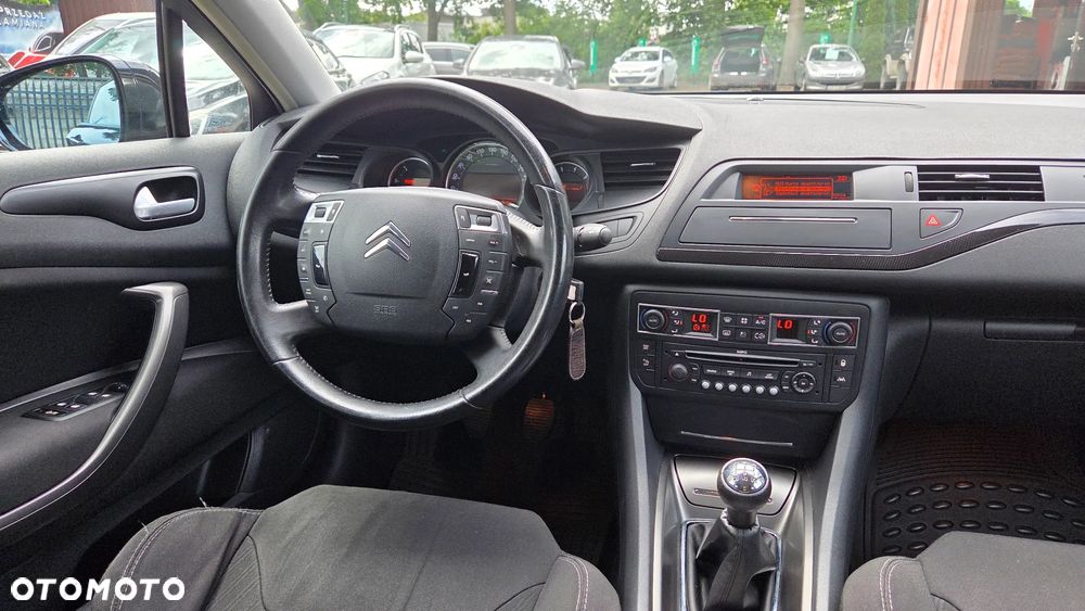 Citroën C5 2.0 16V Confort - 5