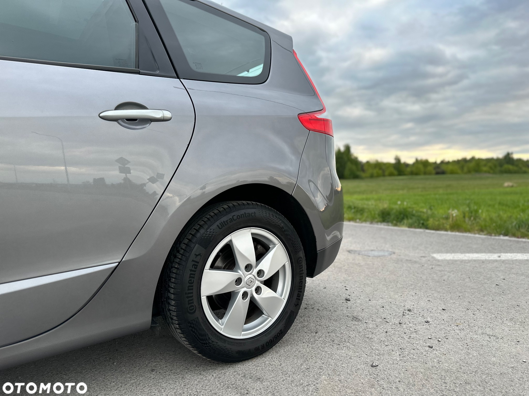 Renault Scenic - 9