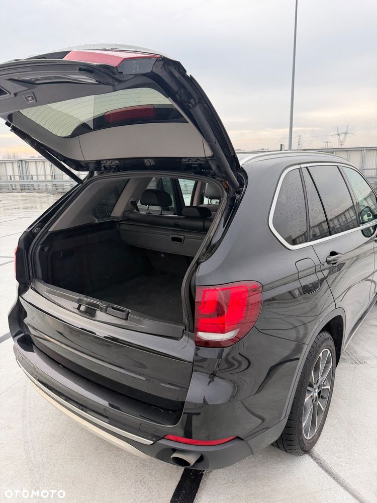 BMW X5 xDrive35i - 17