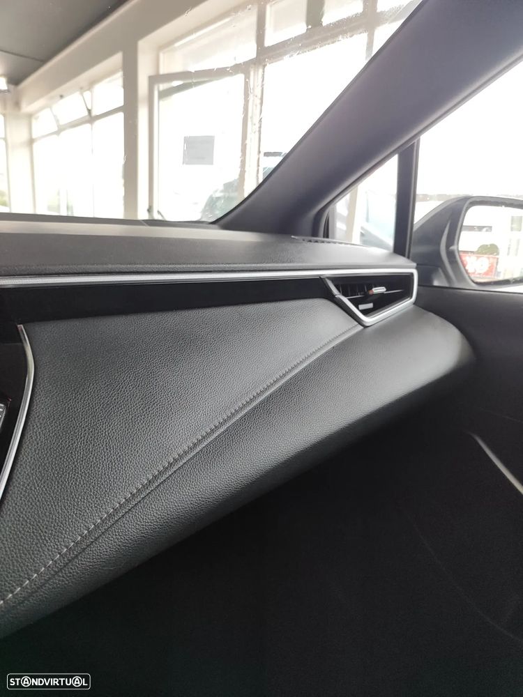 Toyota Corolla Touring Sports 1.8 Hybrid Comfort - 33