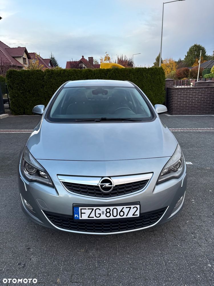 Opel Astra 1.4 T Cosmo - 8