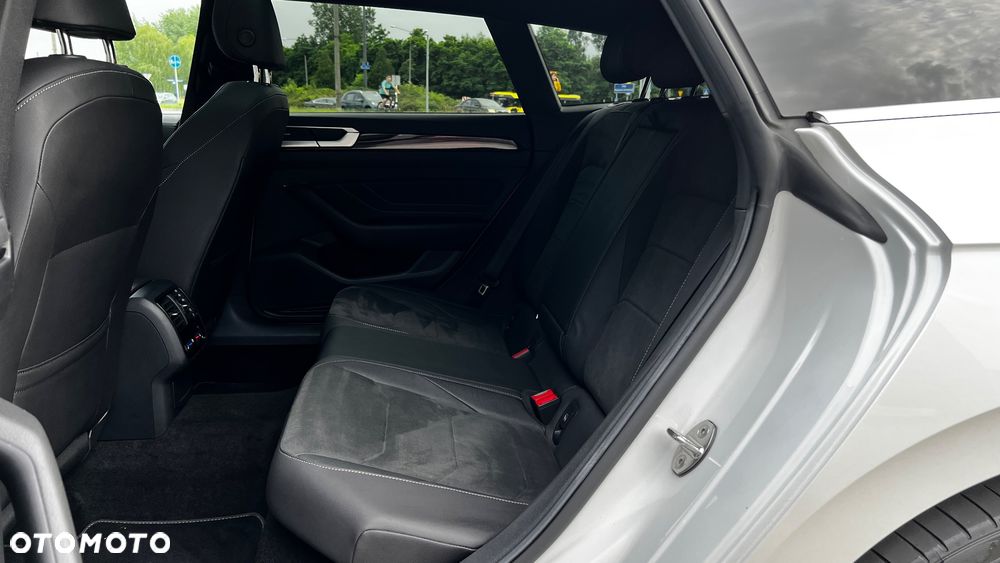 Volkswagen Arteon 2.0 TDI SCR 4Motion DSG R-Line - 30