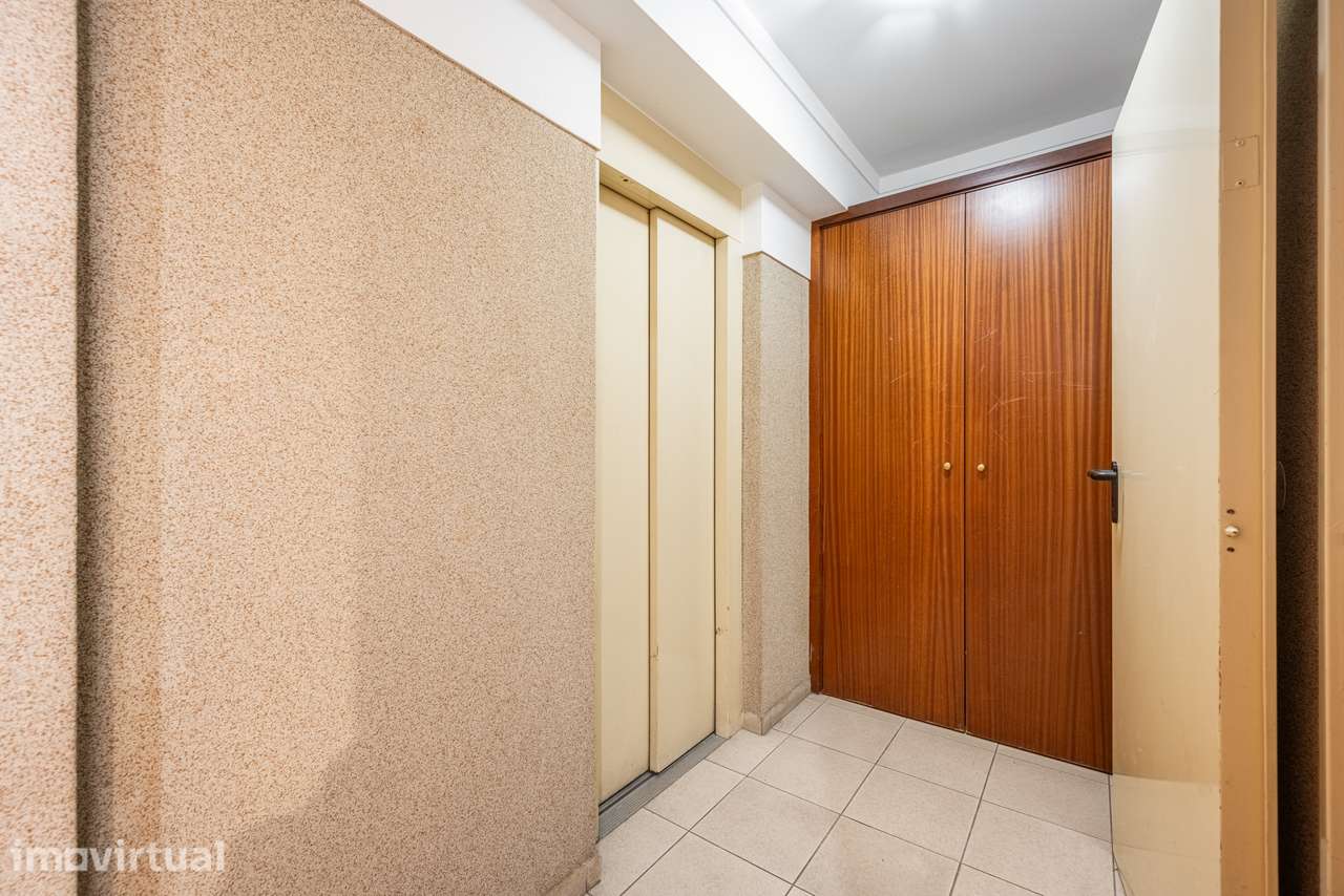 Apartamento T3 - Centro de Vila Verde - Grande imagem: 4/35