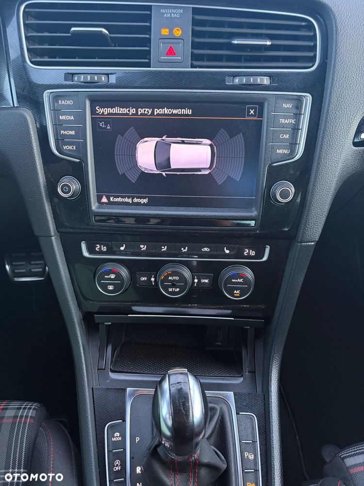 Volkswagen Golf 2.0 TSI BMT GTI Performance DSG - 39