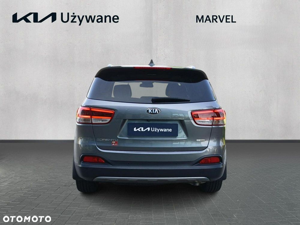 Kia Sorento - 4