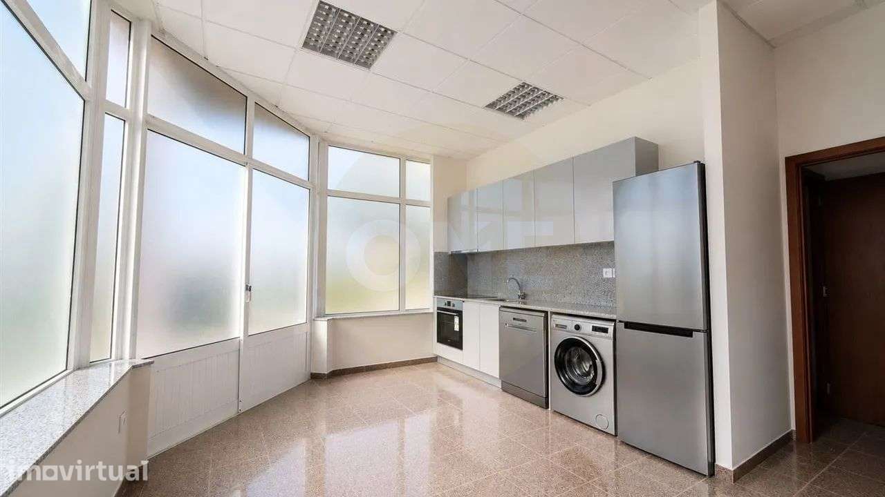 Apartamento T1 Renovado em Gondifelos – Ideal para Viver ou Investir! - Grande imagem: 3/14