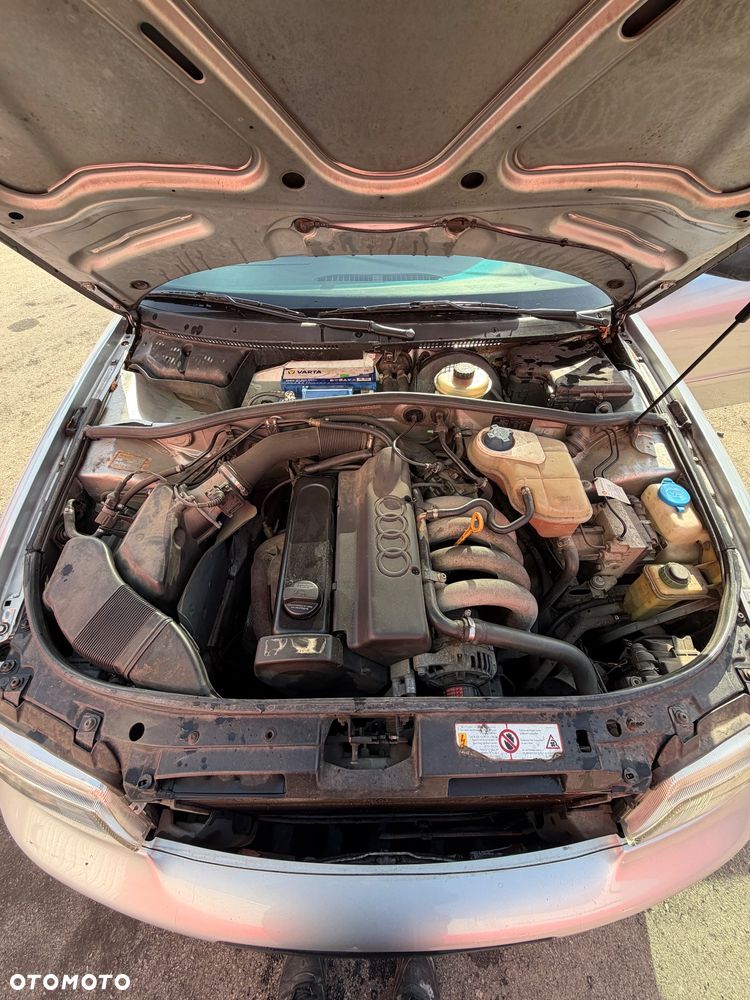 Audi A4 Limousine 1.6 - 7