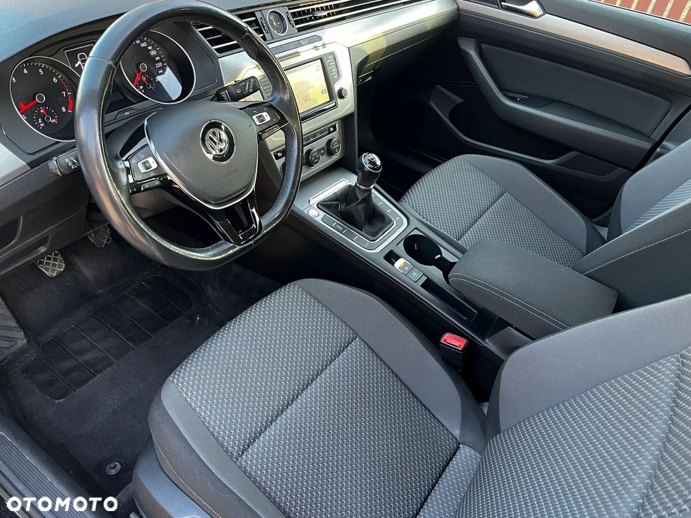 Volkswagen Passat 1.4 TSI BMT Trendline - 6