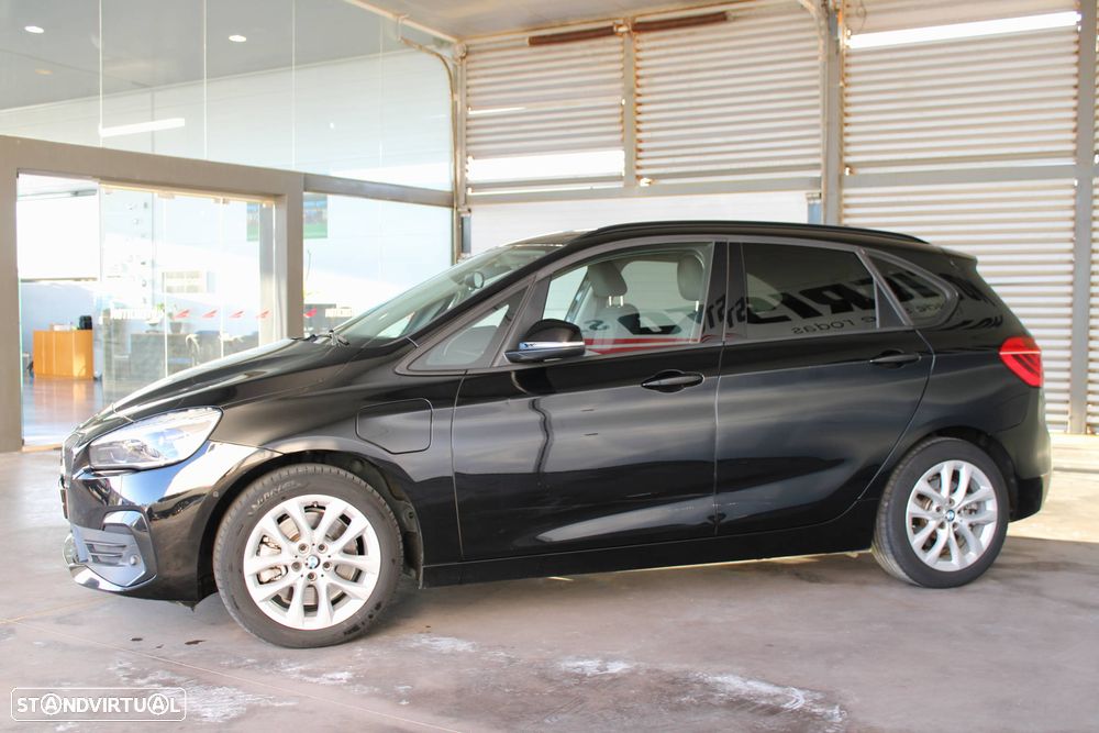 BMW 225xe Active Tourer - 4