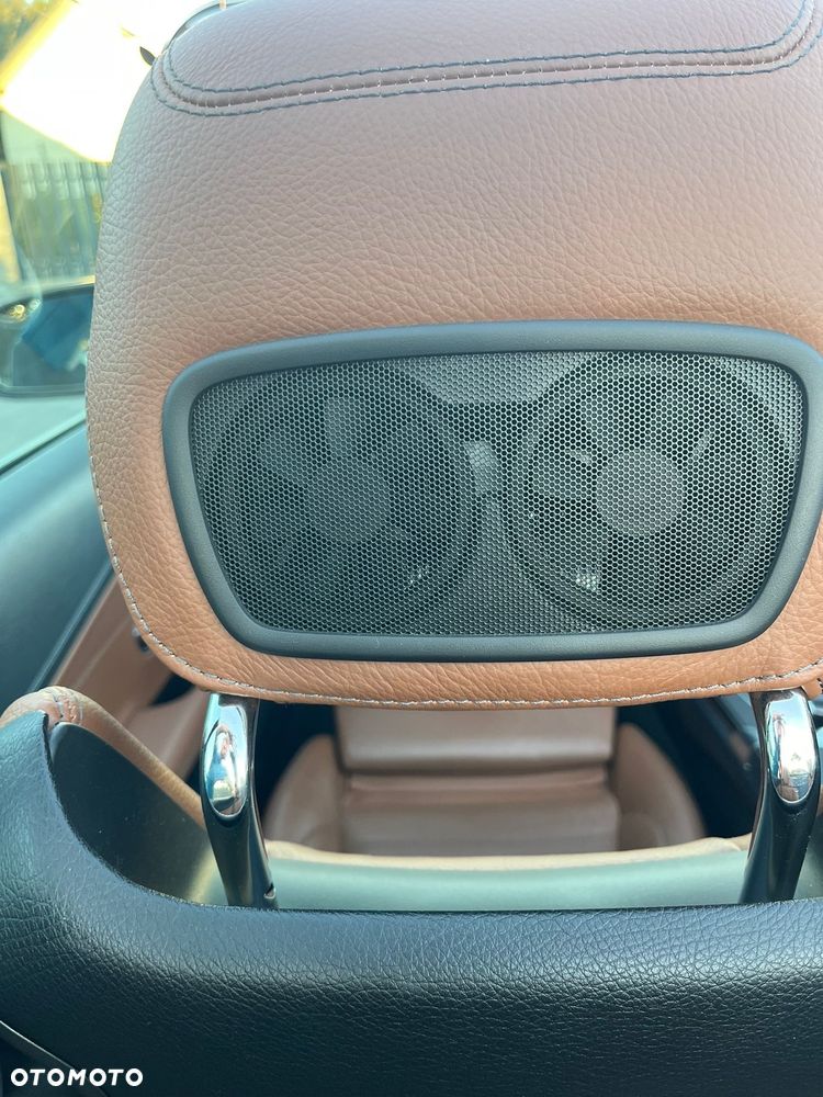 Mercedes-Benz Klasa C ver-200-kabriolet-9g--tronic - 17